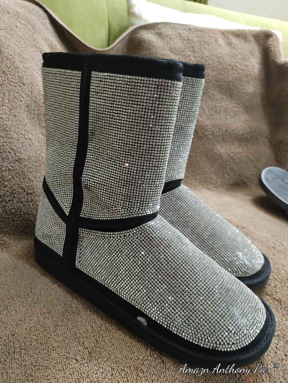 Crystal-Embellished Winter Boots in Silver with Black Trim